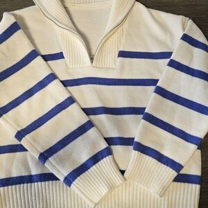 Blu Pepper Women's White and Blue Striped Zip Up Top
